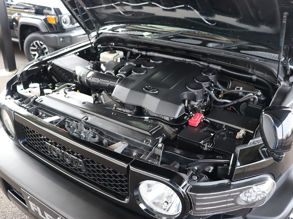 4.0L×V6エンジン！