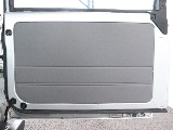 バックドア内張状態！