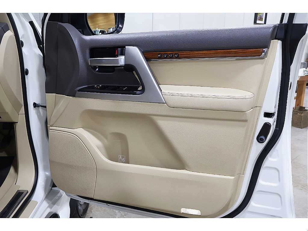 遠方納車可能！陸送納車可能！お気軽にお問い合わせください　TEL:028-649-1333
