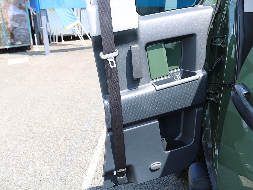 ＦＬＥＸグループは「すべての人に愛車を」をコンセプトに車種別に全国展開中！愛車と一緒に、ライフスタイルを充実させてもらいたいという思いで、ランクル仙台泉店では皆様のご要望になんでもお応えします♪