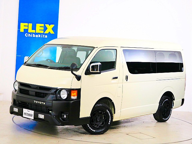 新車　ハイエースワゴンＧＬ　１０人乗り３ナンバー登録　ガソリン２ＷＤ　ＦＬＥＸオリジナル内装アレンジ【Ｒｅｌａｘｉｎｇ】！