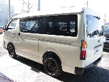 新車ハイエースＶ特設ライトイエローワイドＶ２８００ディーゼル２ＷＤオリジナルＲＥクラシックフロントフェイス車両入庫！！アルパイン１１インチナビビルトインＥＴＣ２．０ＨＤＭＩポート装備！！