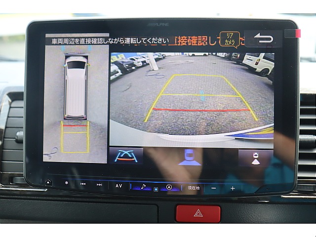 360度車両周辺が確認可能なパノラミックビューモニター装着済み♪