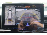 360度車両周辺が確認可能なパノラミックビューモニター装着済み♪