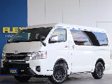 【新車】ハイエース　ワゴン　ガソリン　4WD　パールホワイト FLEXオリジナルの内装架装Ver,1が施工されたお車が入庫致しました☆☆