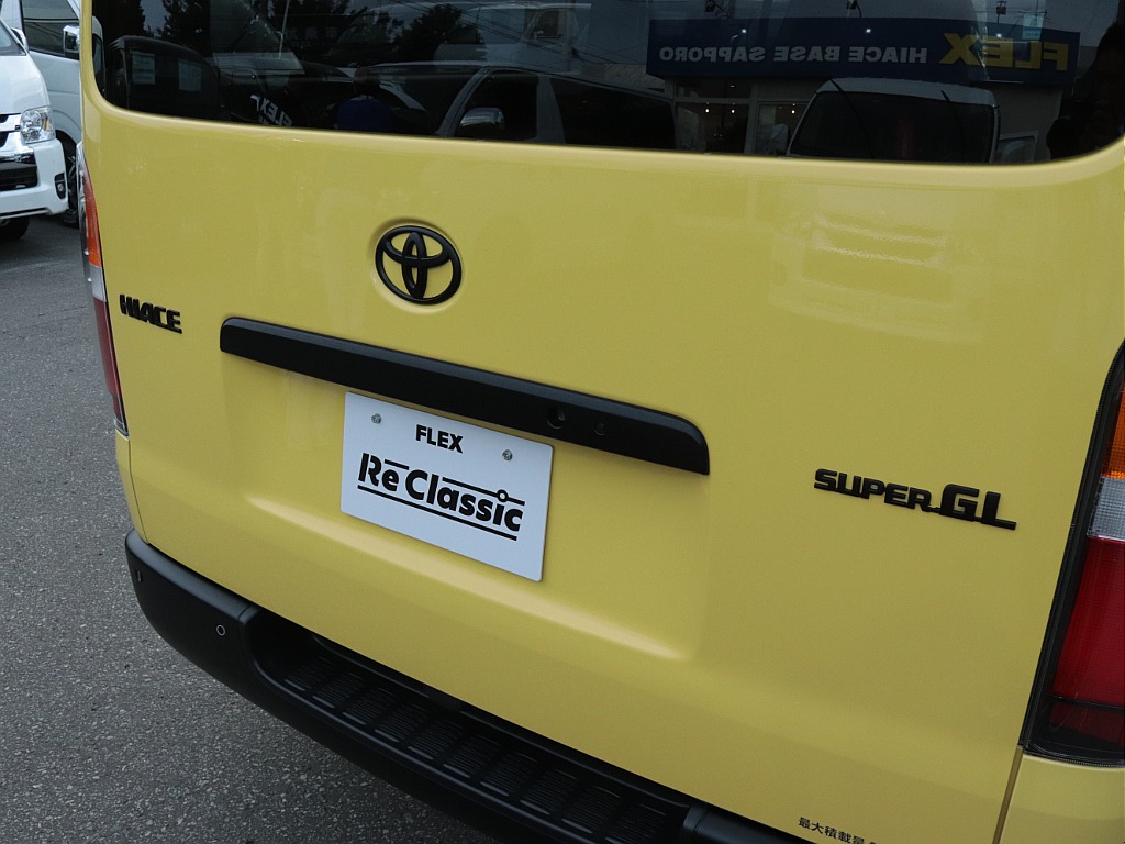 トヨタ ハイエースバン 5ドアバン2.8DT スーパーGLロング 4WD 【フロア施工】【Re Classic】 北海道の詳細画像 その7