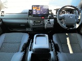トヨタ ハイエースバン 5D2.8DTスーパーGLダークプライムⅡL 4WD パーキングサポート PS無 床張り施工 石川県の詳細画像 その2