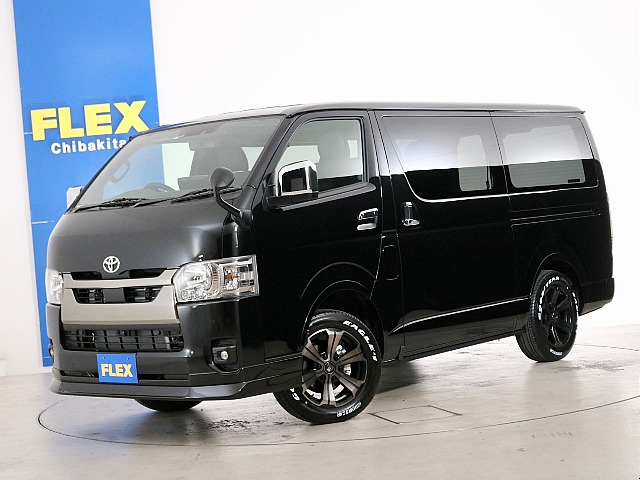 新車　ハイエースバン　Ｓ－ＧＬ　特別仕様車【ダークプライムⅡ】　５人乗り４ナンバー登録　ディーゼルターボ４ＷＤ　寒冷地仕様　床張りカスタムＰＫＧ！