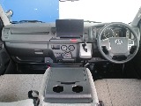 トヨタ ハイエースバン 4ドアバン2.8ディーゼルT DXロング 4WD オリジナルキャンピング/WoodVillage 神奈川県の詳細画像 その2