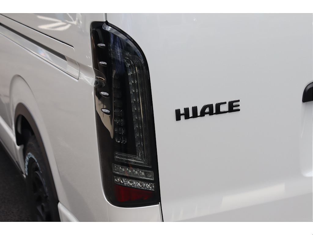 トヨタ ハイエース ワゴン2.7GLロング ミドルルーフ 4WD Ver1内装 BIG-X11インチ バットフェイスボンネット 埼玉県の詳細画像 その16
