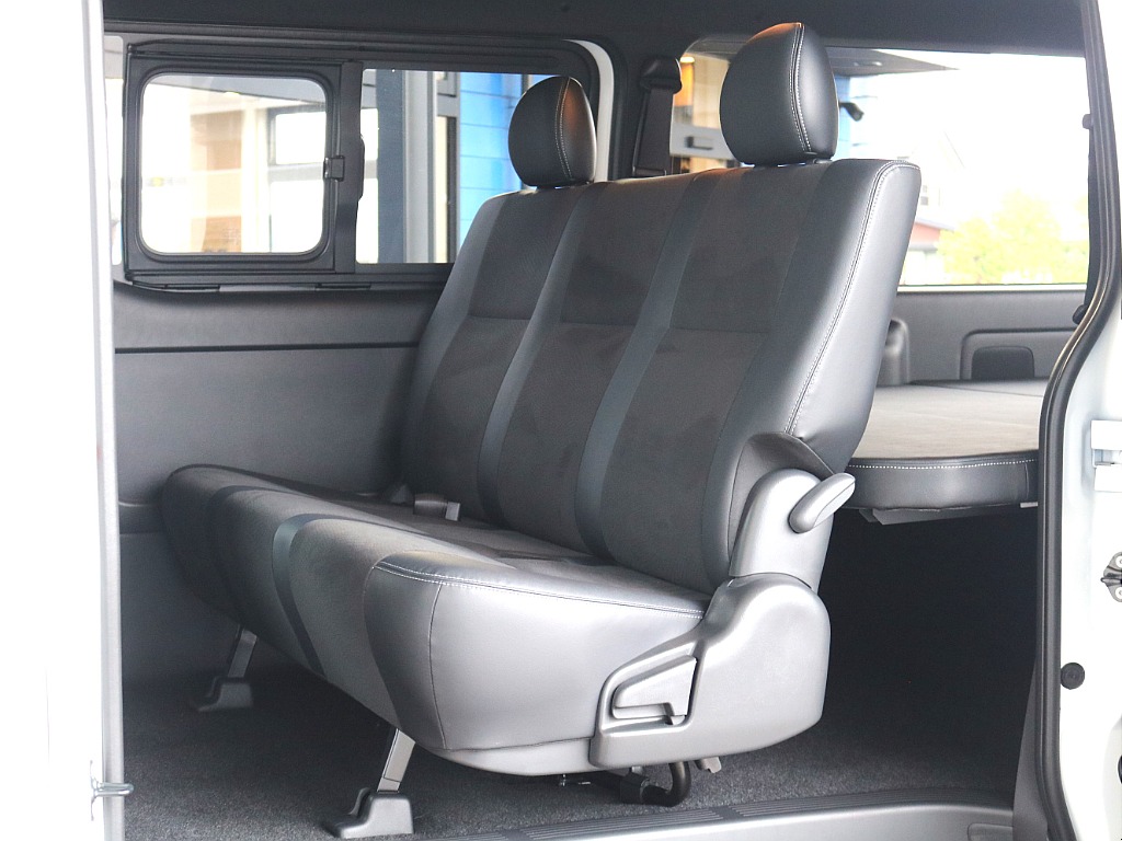 トヨタ ハイエースバン 5D2.0スーパーGLダークプライムⅡロング 小窓付き！ベーシックカスタムパッケージ！ 栃木県の詳細画像 その12