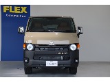 新車ハイエースＶ　スーパーＧＬアースカラーパッケージ　2800クリーンディーゼル４ＷＤ　Ｒｅクラシック丸目フェイス！