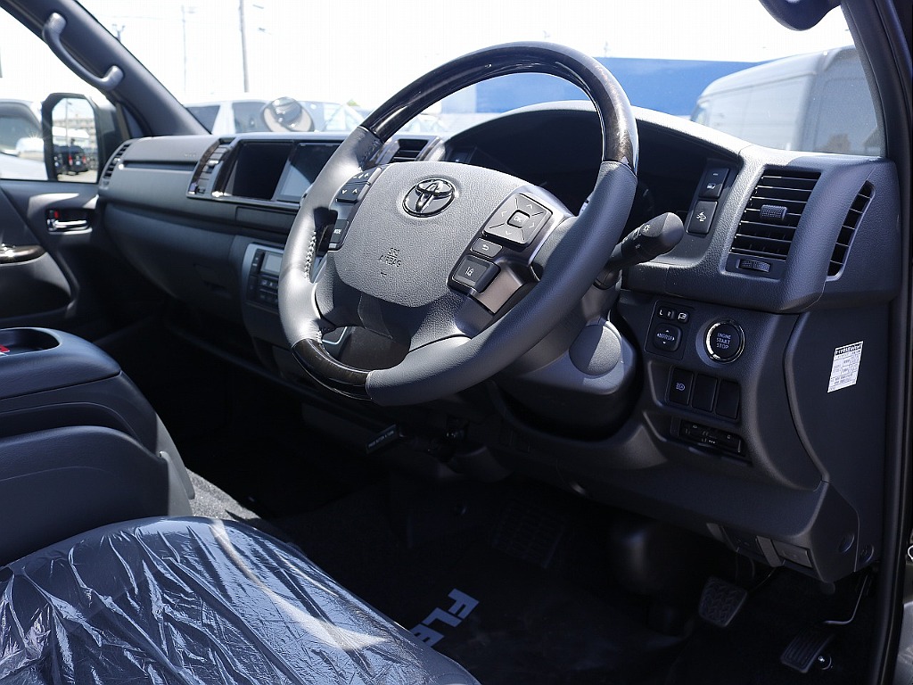 トヨタ ハイエースバン 5D2.7スーパーGL DプライムⅡワイドL 4WD パーキングサポート PS無 茨城県の詳細画像 その14