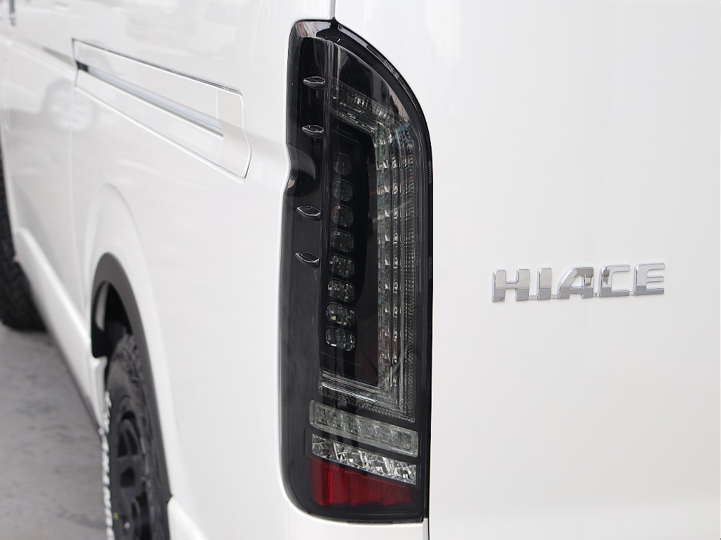 トヨタ ハイエース ワゴン2.7GLロング ミドルルーフ 4WD NEWAS内装架装 埼玉県の詳細画像 その15