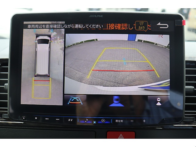 360度車両周辺が確認可能なパノラミックビューモニター装着済み♪