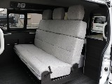 新車ハイエースワゴンＧＬ４ＷＤＦＬＥＸオリジナルキャンピングカーBELUGA入庫！！大人6人乗車、就寝２名の使い勝手良好な１台！！ＦＬＥＸオリジナルパーツ多数装備済み！！