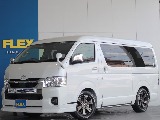 【新車】　ハイエースワゴン　ガソリン4WD　パールホワイト 後席フルフラット展開可能な内装架装アクロスが入庫致しました☆☆