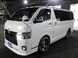 新車ハイエースＶダークプライムⅡ２０００ガソリン２ＷＤ床張りベットＫＩＴパッケージ完成！！アルパイン１１インチナビビルトインＥＴＣ２．０装備！！ＦＬＥＸオリジナルパーツ多数装備済！！