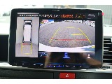 ３６０度車両周辺が確認可能なパノラミックビューモニターも装備！