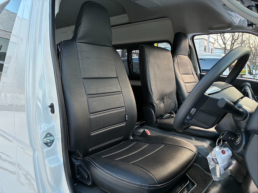 新品シートカバー付き！