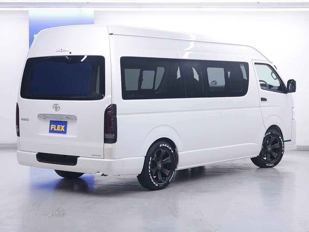 トヨタ ハイエースバン(17枚目)