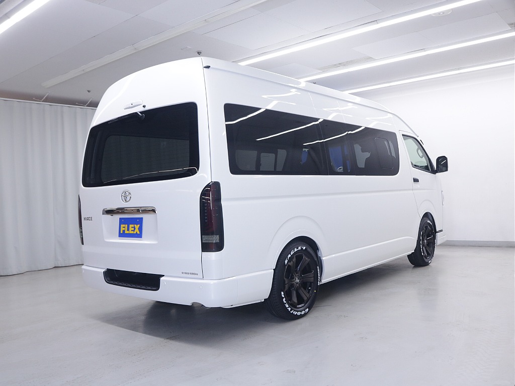 トヨタ ハイエースバン(23枚目)