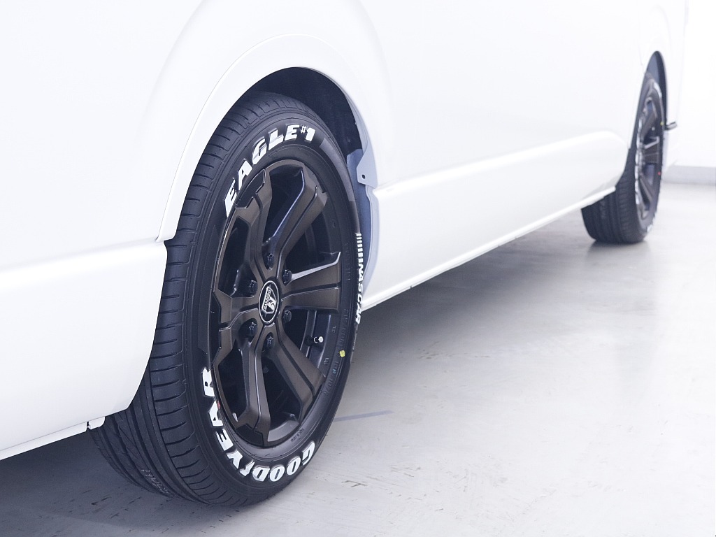 トヨタ ハイエースバン(31枚目)