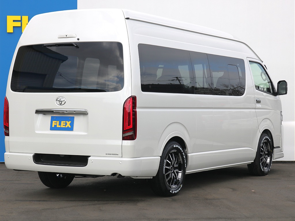 迫力のあるリアビュー