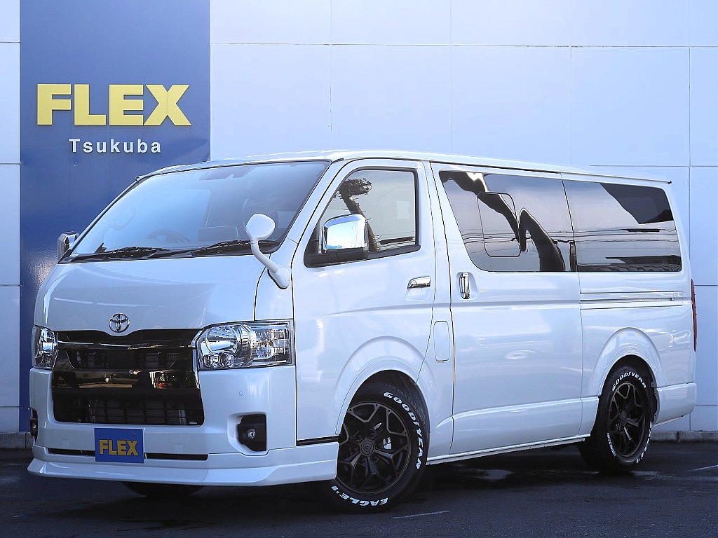新車　ハイエースバン　2.0L　スーパーGL　ダークプライムⅡ　ガソリン2WD　新作アルミホイール搭載車両！