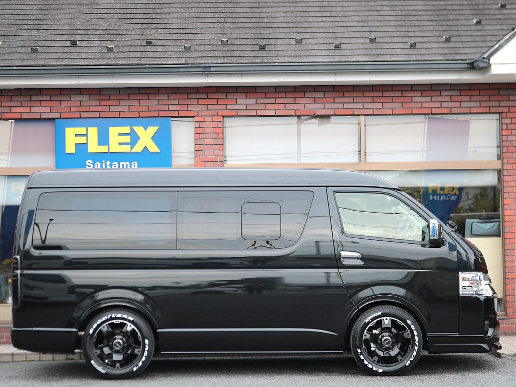 小窓付きスライド式ガラス☆