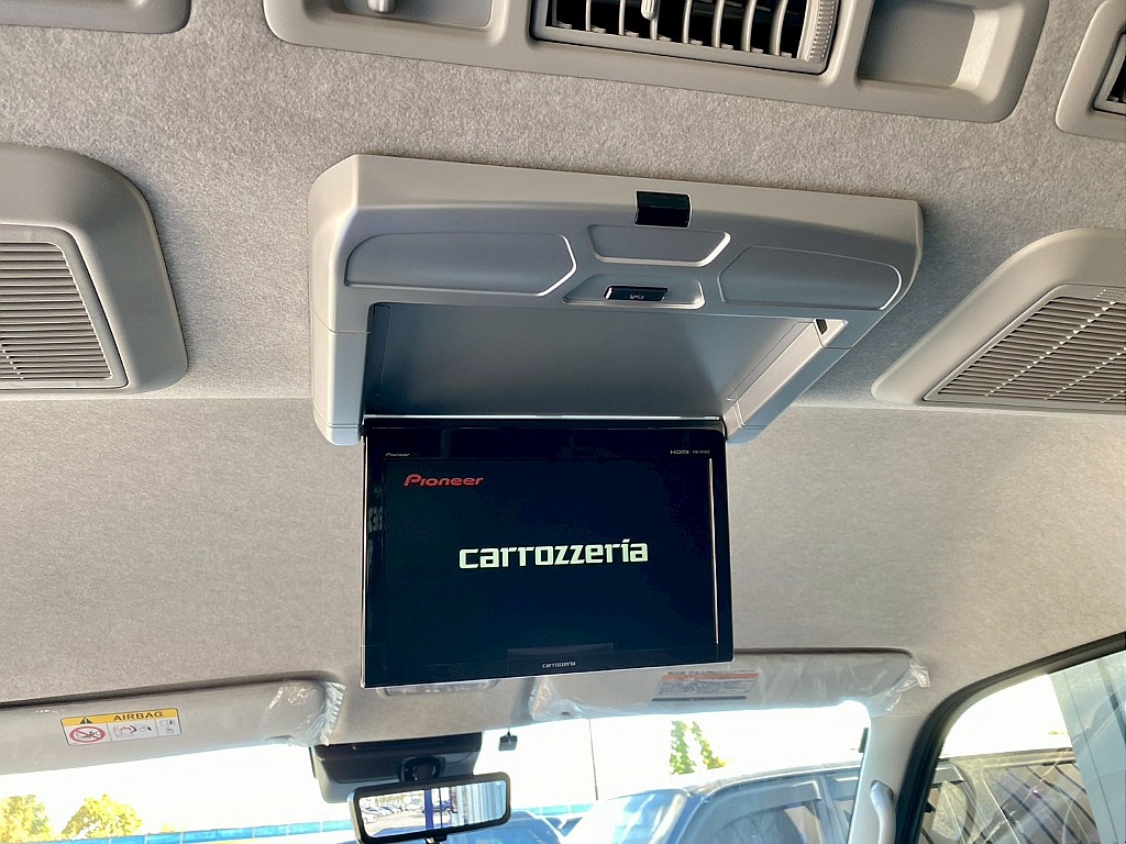 トヨタ ハイエース(17枚目)