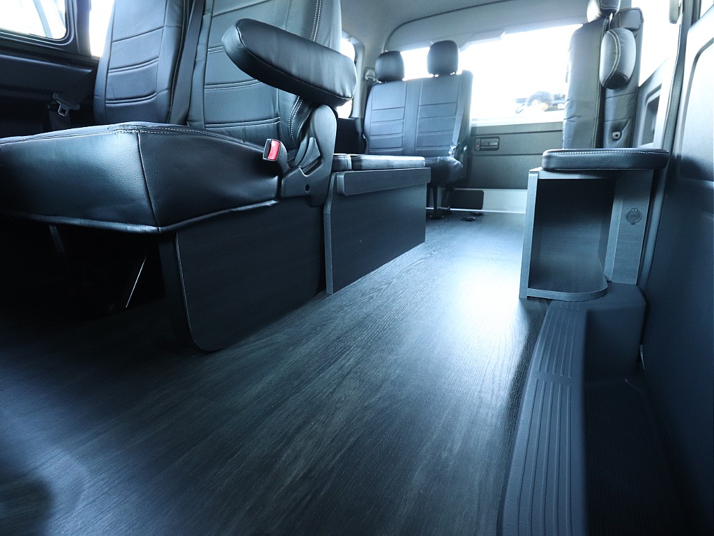 スキーなどの長物も収納可能です！