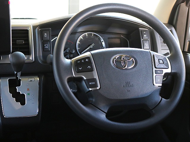 ステアリングスイッチ