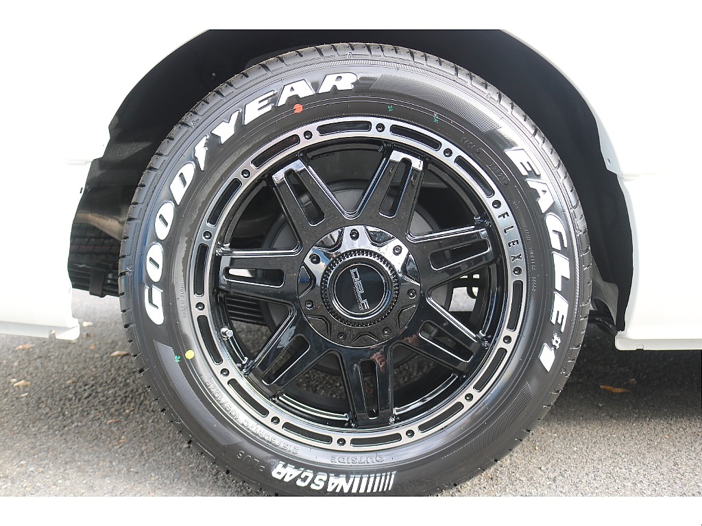 DELF04 17インチアルミ×グッドイヤーナスカータイヤ！