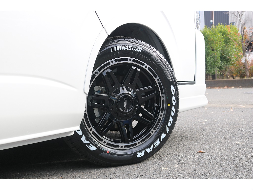 DELF04 17インチアルミ×グッドイヤーナスカータイヤ！