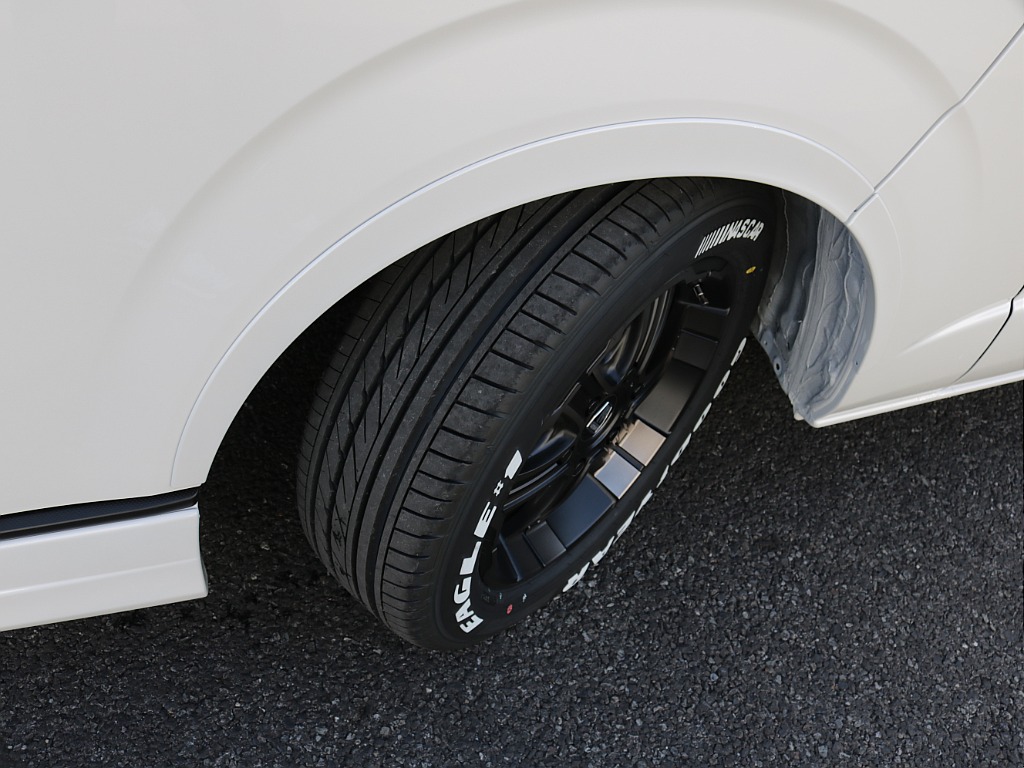 新車ワゴンＧＬリラクシングシートアレンジカスタム車両入庫！オリジナルフロントスポイラーオリジナルオーバーフェンダーオリジナルＬＥＤテールオリジナル１７インチアルミパイオニアＳＤナビフリップダウン装備！