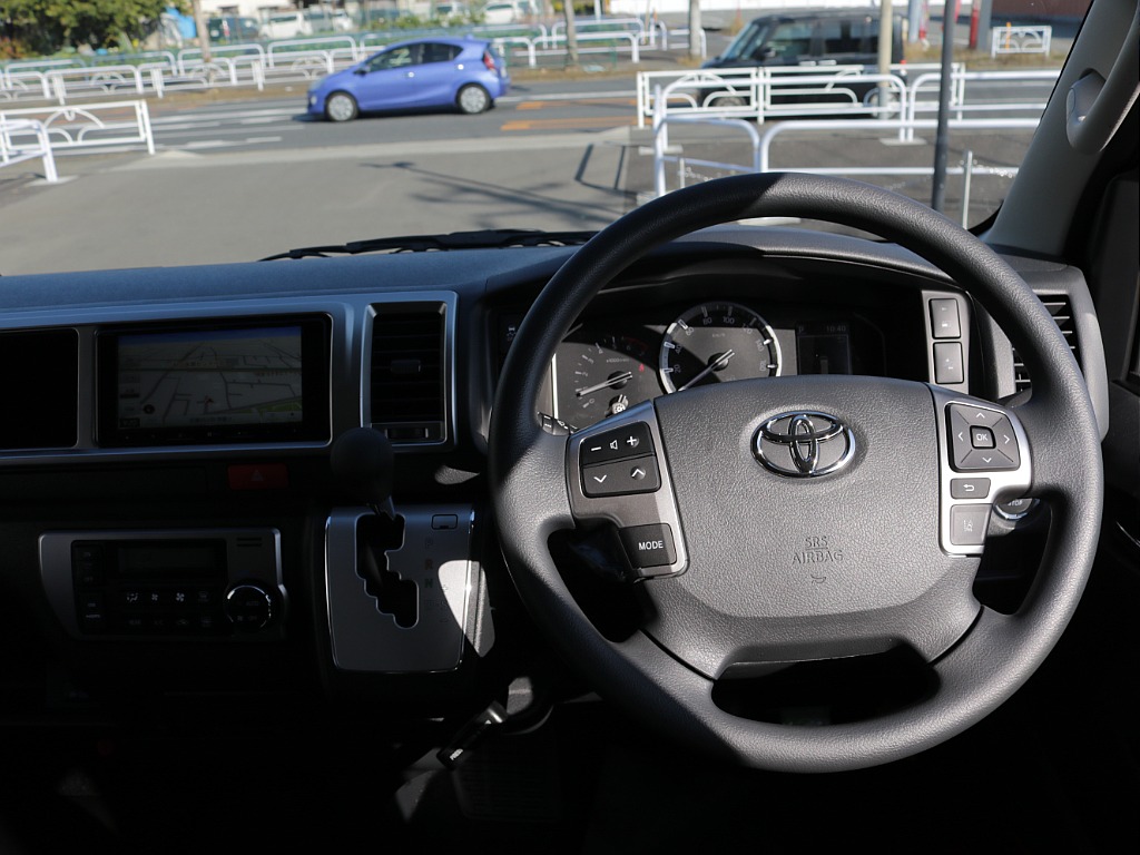 新車ワゴンＧＬリラクシングシートアレンジカスタム車両入庫！オリジナルフロントスポイラーオリジナルオーバーフェンダーオリジナルＬＥＤテールオリジナル１７インチアルミパイオニアＳＤナビフリップダウン装備！