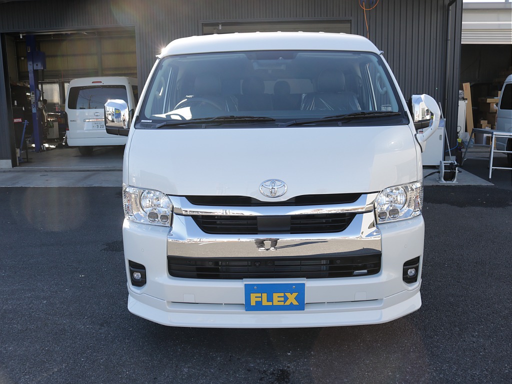 シンプルなフロントマスクになります！！