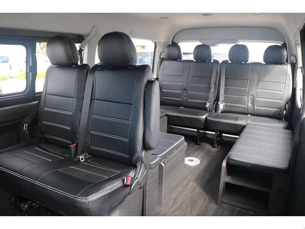 マット、テーブルは取り外し可能です！