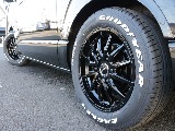 新車ハイエースワゴンＧＬリラクシングシートアレンジ施工済み大画面アルパインツインナビパッケージ装備！オリジナルフロントスポイラーオリジナル１７インチアルミ１．５インチダウンオーバーフェンダーテール装備