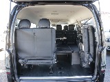 新車ハイエースワゴンＧＬリラクシングシートアレンジ施工済み大画面アルパインツインナビパッケージ装備！オリジナルフロントスポイラーオリジナル１７インチアルミ１．５インチダウンオーバーフェンダーテール装備