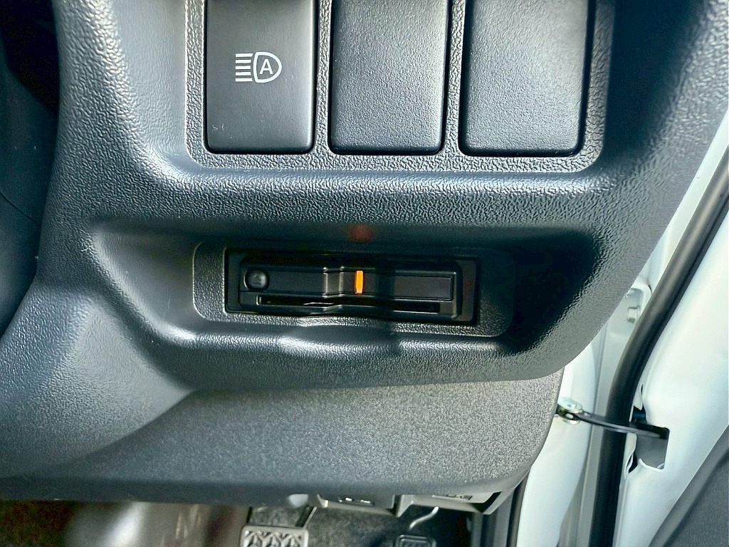 トヨタ ハイエースバン(12枚目)