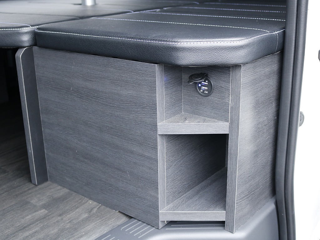 ハイエース最大級専門店☆豊富な在庫の中からお選び頂けます♪ライフスタイルに合ったお車をご提案！気になる燃費、お得な装備、希少な特別仕様車、カスタム、なんでもご相談下さい！！