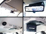 メーカーオプションのデジタルインナーミラー装備してます！