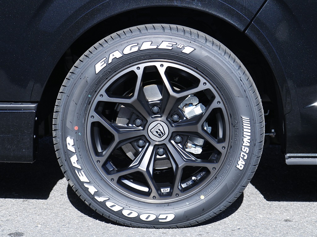 オリジナルスタイリングHEX17インチホイール☆ マットブロンズのカラーで大人な印象です♪