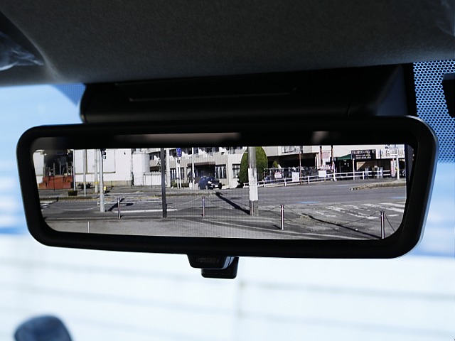 デジタルインナーミラー☆ 後方視界が鮮明に♪
