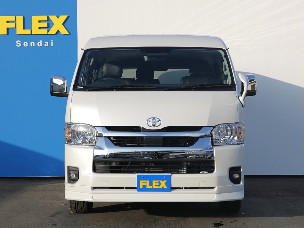 大人数移動もできてゆったり空間でお過ごしできるベットキット空間も作り出せちゃうファミリアが仙台店に入庫いたしました！