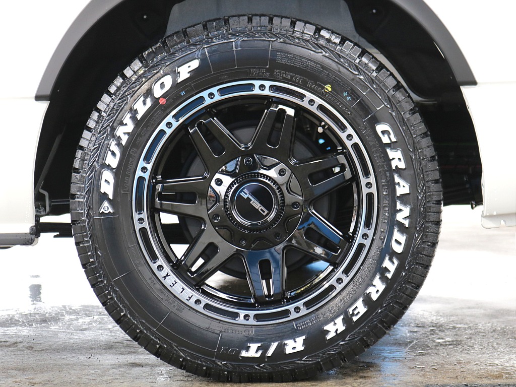 オリジナル１６インチアルミホイール・ダンロップタイヤ