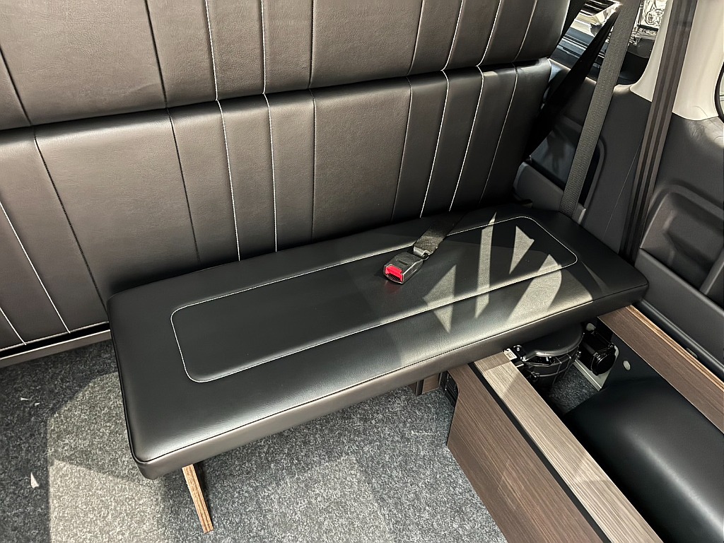 見積もりや納期等は【011-889-1166】までお気軽にお申し付けください。