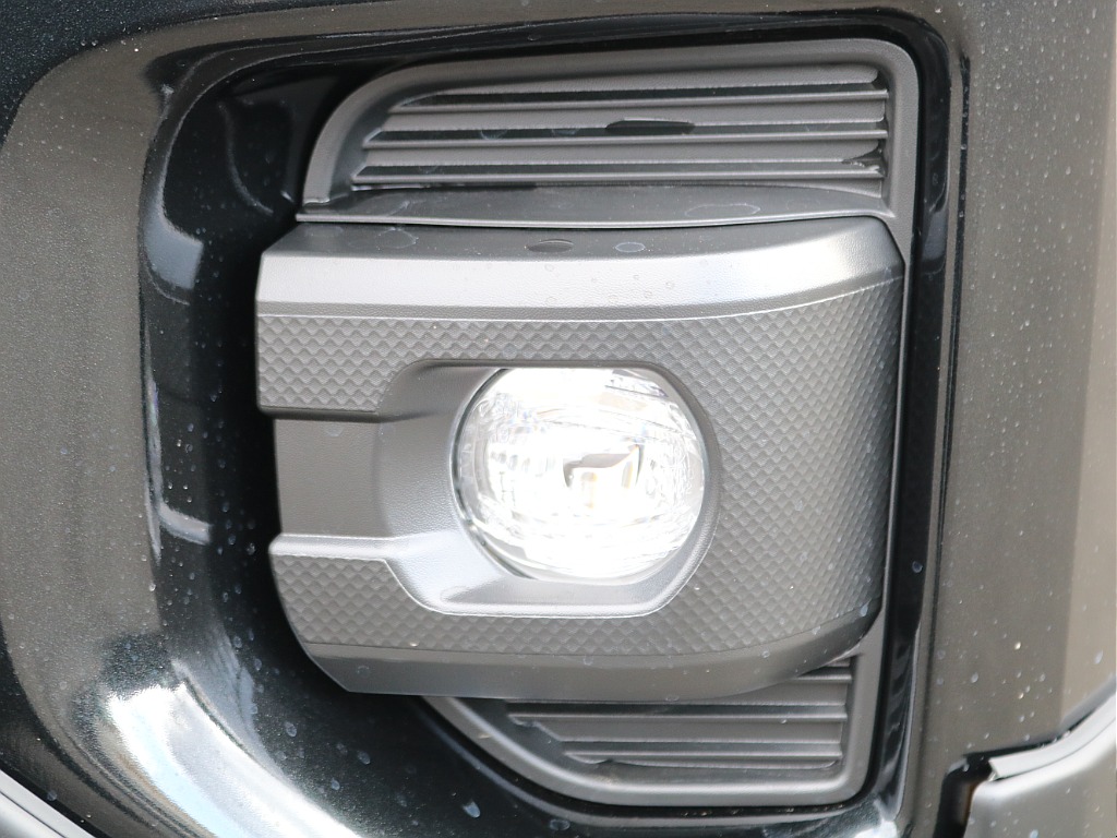 ＦＬＥＸグループは「すべての人に愛車を」をコンセプトに車種別に全国展開中！愛車と一緒に、ライフスタイルを充実させてもらいたいという思いで、ランクル仙台泉店では皆様のご要望になんでもお応えします♪